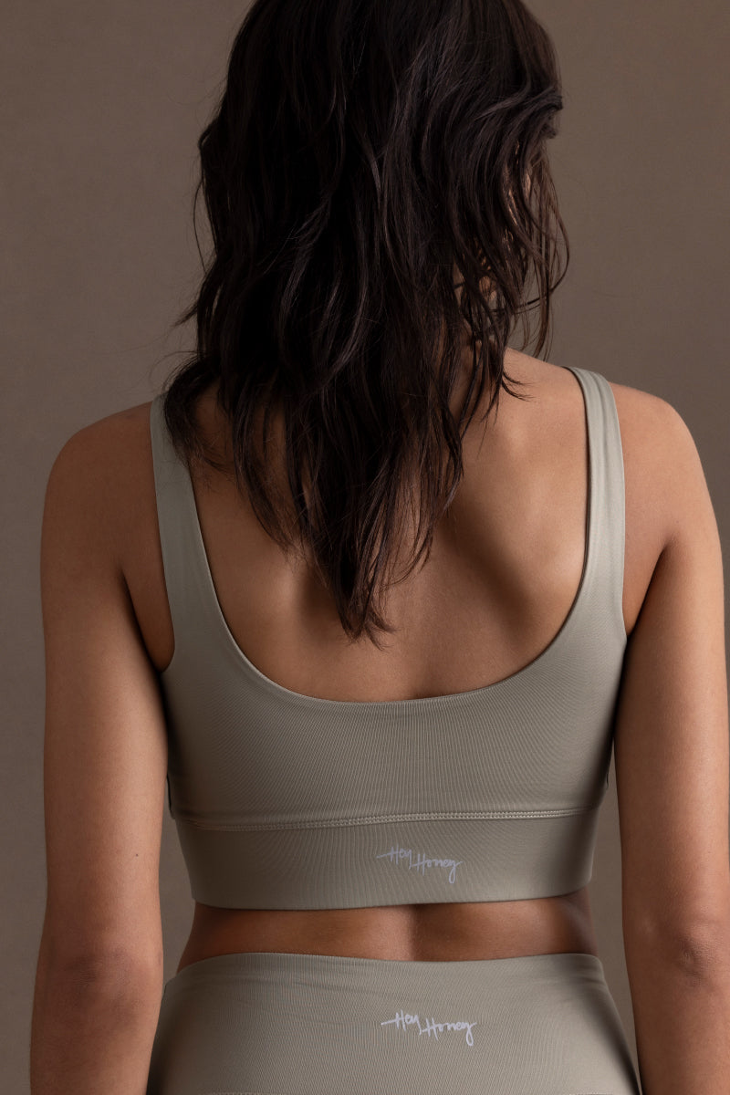 Bustier Unicolor Vetiver | Hey Honey Yoga & Active Wear